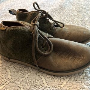 Merrell Mid Top Shoes